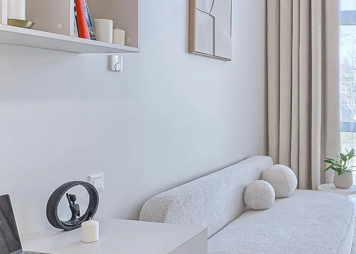 Sunny Loft 2 X 24x7 X Free Parking X Close To Old Town Апартаменты *